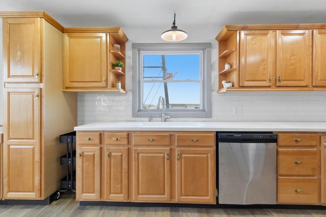 7770 S Old 27, Ashley, IN 46705