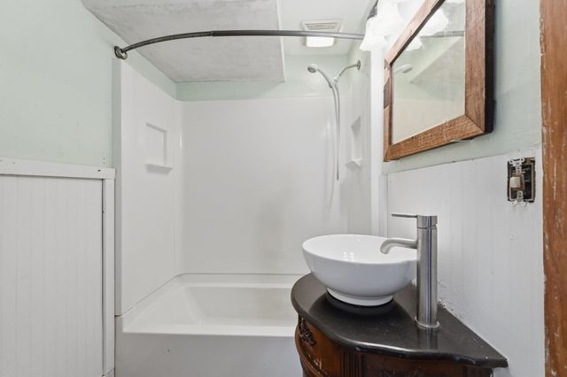 7770 S Old 27, Ashley, IN 46705