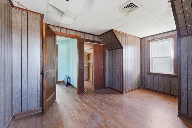 7770 S Old 27, Ashley, IN 46705