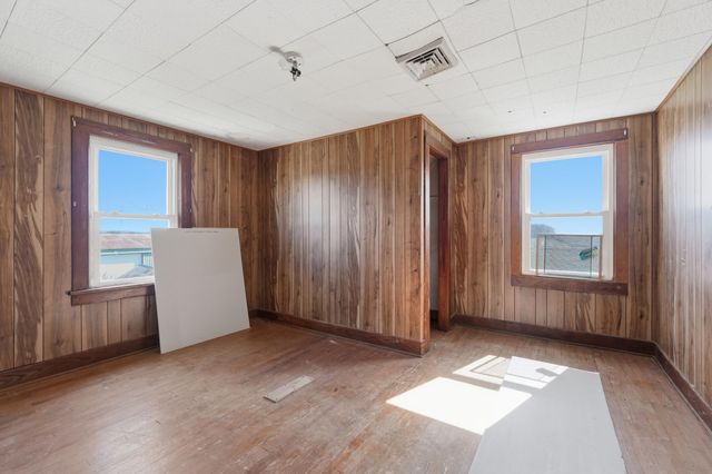 7770 S Old 27, Ashley, IN 46705