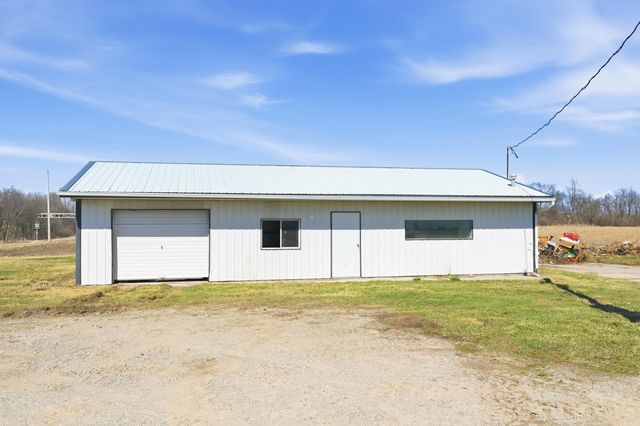 7770 S Old 27, Ashley, IN 46705