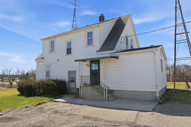 7770 S Old 27, Ashley, IN 46705