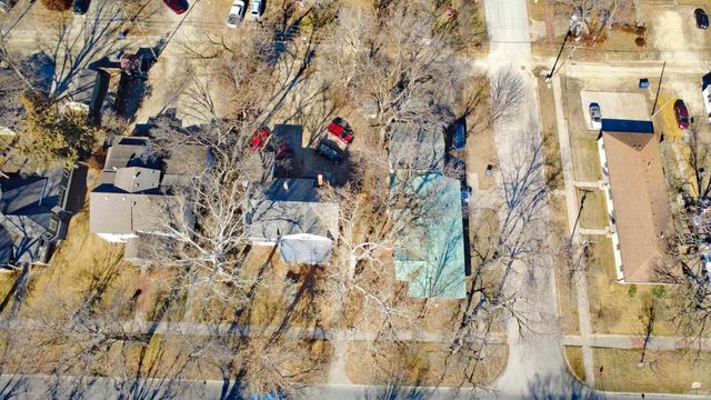 508 Bluemont Avenue, Manhattan, KS 66502