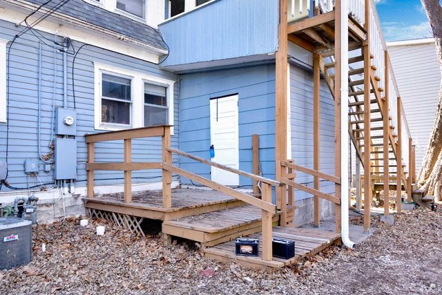 508 Bluemont Avenue, Manhattan, KS 66502