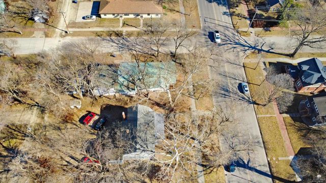 508 Bluemont Avenue, Manhattan, KS 66502