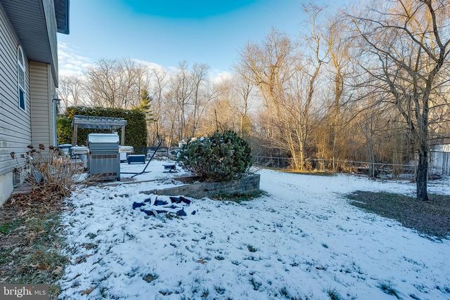 4 BLACK PINE LN, Lumberton, NJ 08048