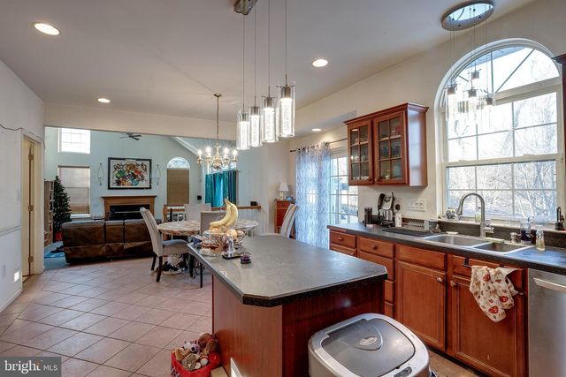 4 BLACK PINE LN, Lumberton, NJ 08048