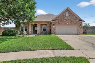 6102 Maramet Dr, Corpus Christi, TX 78414