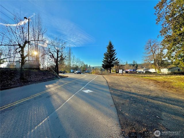 25 NE Roy Boad Road, Belfair, WA 98528