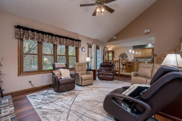 3136 River Meadows Drive, Decoria Twp, MN 56001