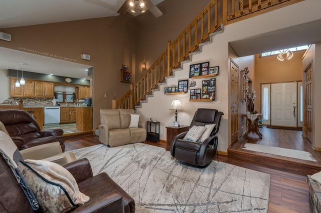 3136 River Meadows Drive, Decoria Twp, MN 56001