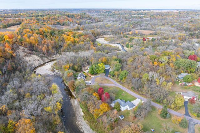 3136 River Meadows Drive, Decoria Twp, MN 56001