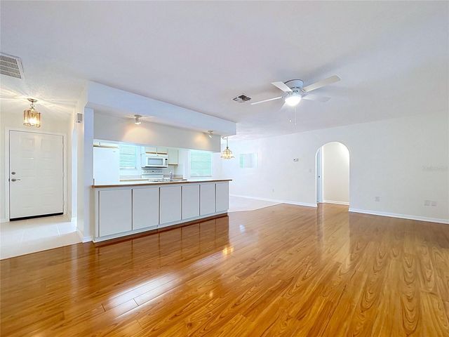 12132 SHADOW RIDGE BOULEVARD, Hudson, FL 34669