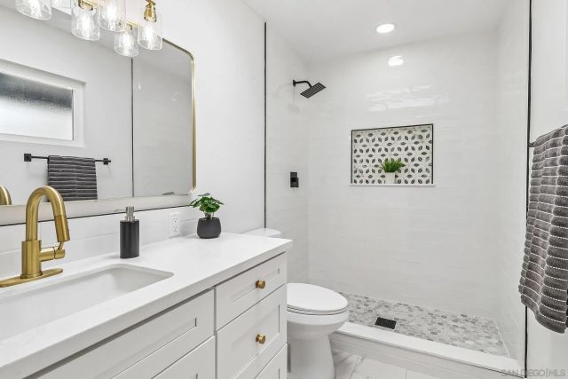 767 Jonathon Place, Escondido, CA 92027