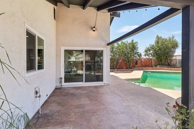 767 Jonathon Place, Escondido, CA 92027