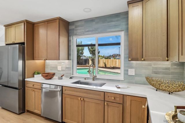 767 Jonathon Place, Escondido, CA 92027