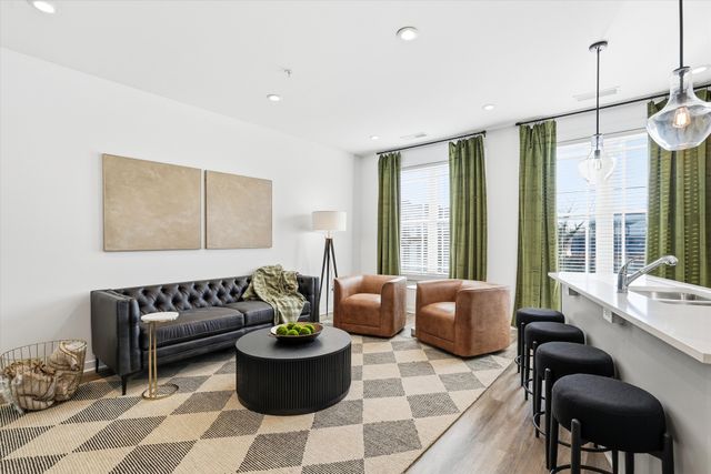 707 26th Ave N Apt 204, Nashville, TN 37208