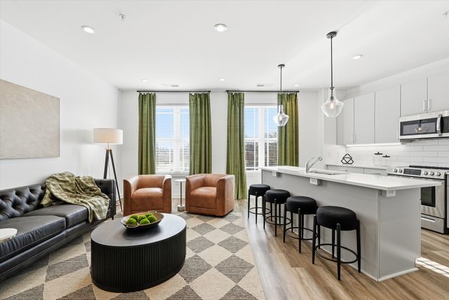 707 26th Ave N Apt 204, Nashville, TN 37208