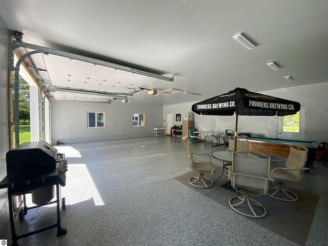 737 Sensabaugh Road, Lupton, MI 48635