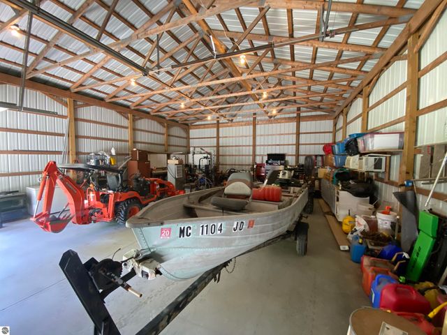 737 Sensabaugh Road, Lupton, MI 48635