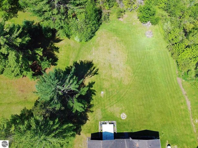 737 Sensabaugh Road, Lupton, MI 48635