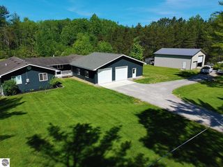 737 Sensabaugh Road, Lupton, MI 48635