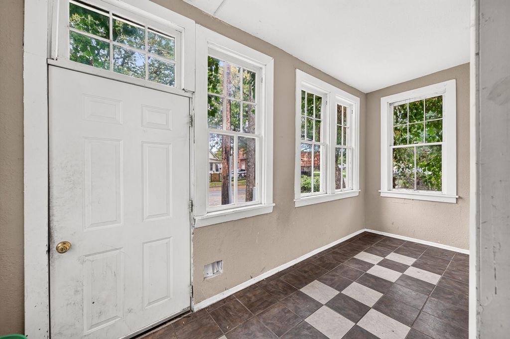 376 Erie Street, Saint Paul, MN 55102 — photo 2