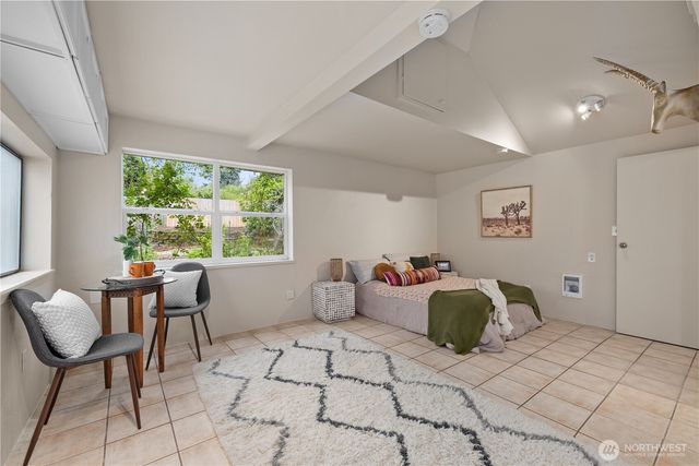 11253 35th Avenue SW, Seattle, WA 98146