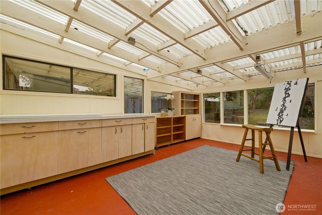 11253 35th Avenue SW, Seattle, WA 98146