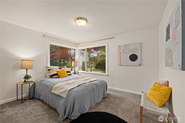 11253 35th Avenue SW, Seattle, WA 98146