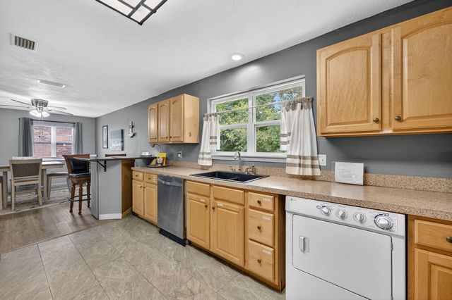 14 6th Street, Shalimar, FL 32579