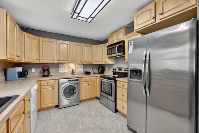 14 6th Street, Shalimar, FL 32579