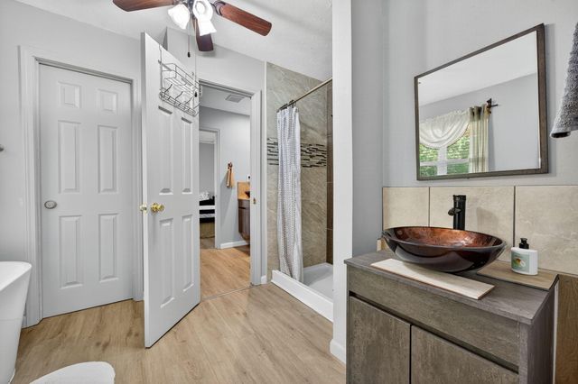 14 6th Street, Shalimar, FL 32579