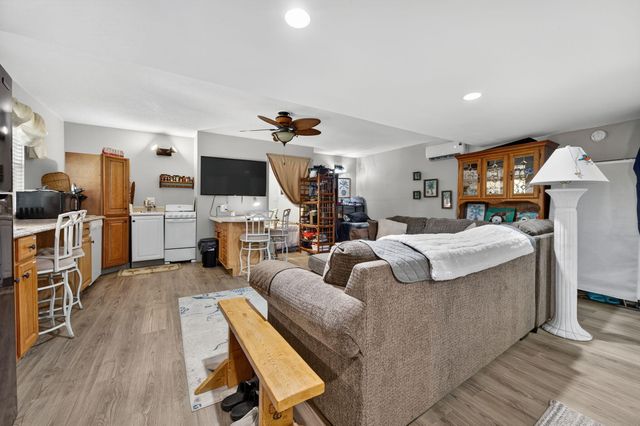 14 6th Street, Shalimar, FL 32579