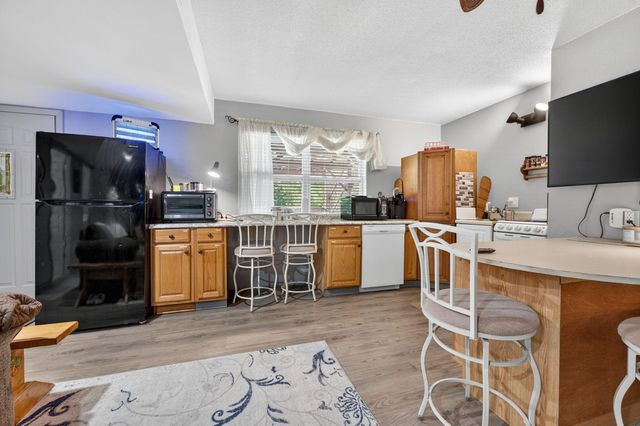 14 6th Street, Shalimar, FL 32579