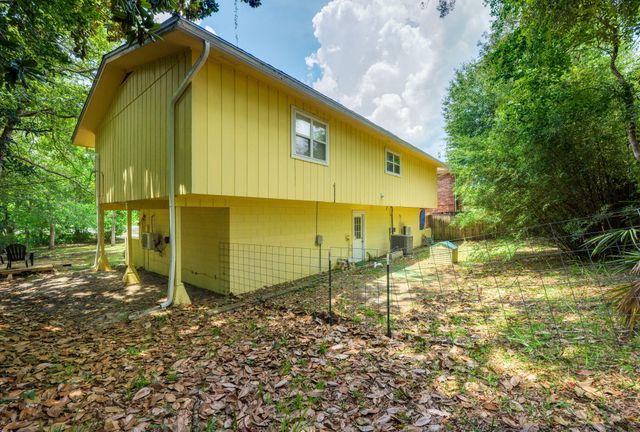 14 6th Street, Shalimar, FL 32579