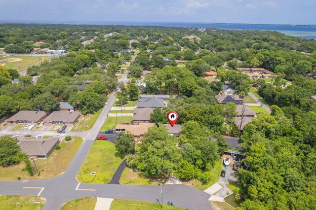 14 6th Street, Shalimar, FL 32579