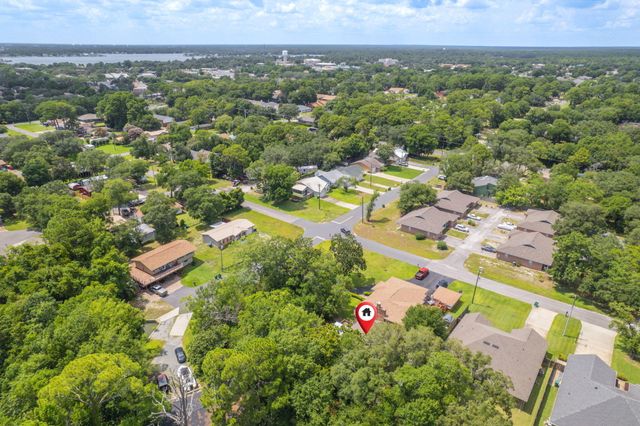 14 6th Street, Shalimar, FL 32579