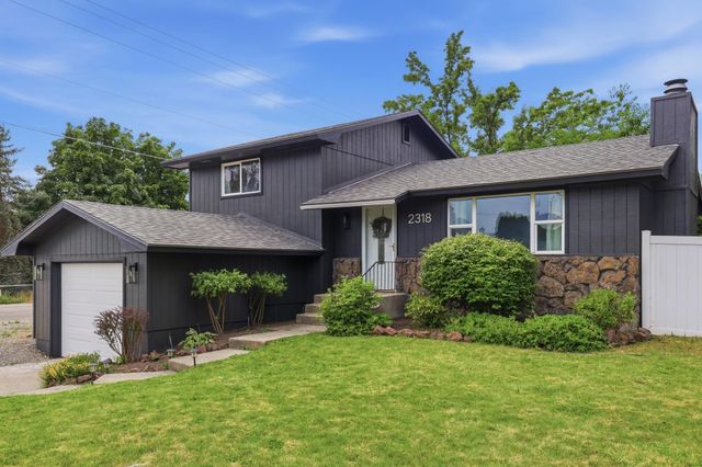 2318 S Calvin Rd, Veradale, WA 99037