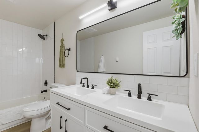 2318 S Calvin Rd, Veradale, WA 99037