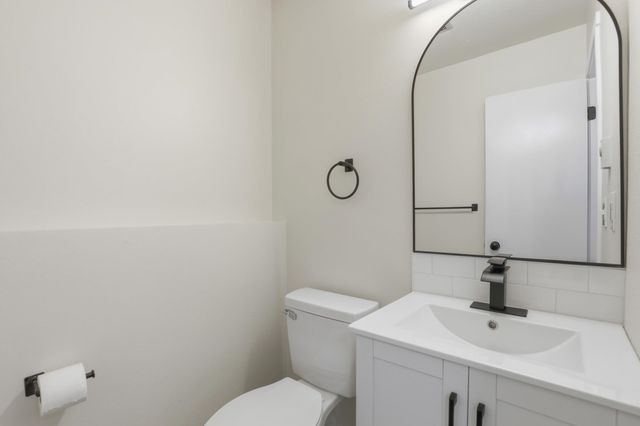 2318 S Calvin Rd, Veradale, WA 99037