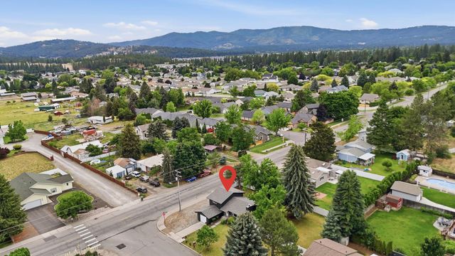 2318 S Calvin Rd, Veradale, WA 99037