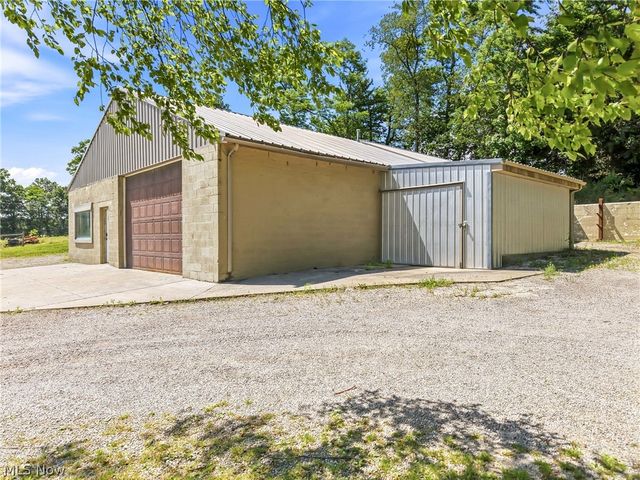 26648 State Route 172, East Rochester, OH 44625