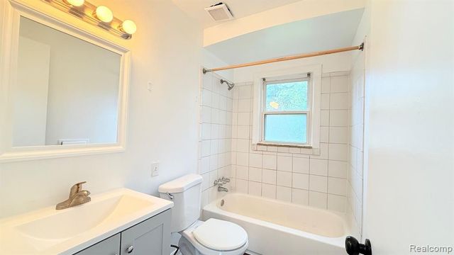 311 Amherst Street, Inkster, MI 48141