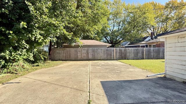 311 Amherst Street, Inkster, MI 48141