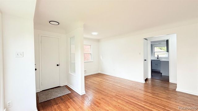 311 Amherst Street, Inkster, MI 48141