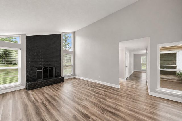 17734 Seven Pines Drive, Spring, TX 77379
