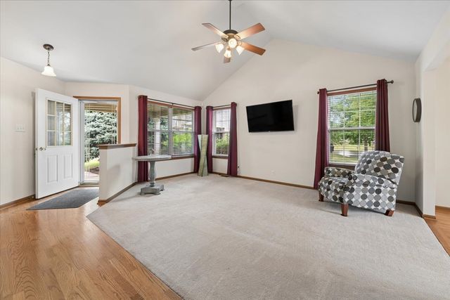 4712 Mikasa Court, Joliet, IL 60431