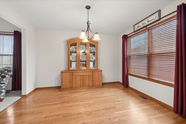 4712 Mikasa Court, Joliet, IL 60431