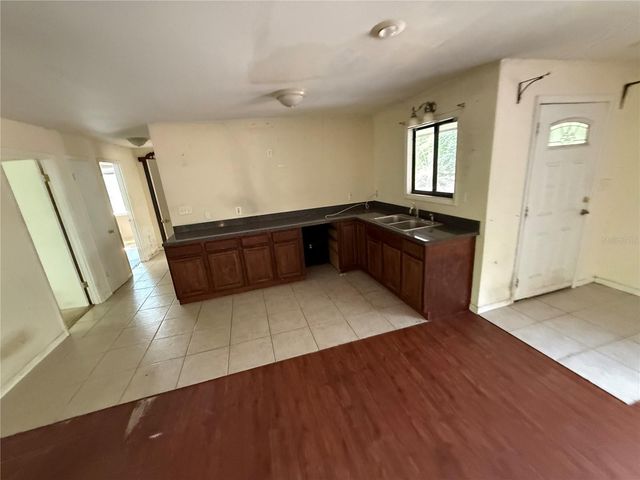 6904 PINETREE LANE E, Lakeland, FL 33811